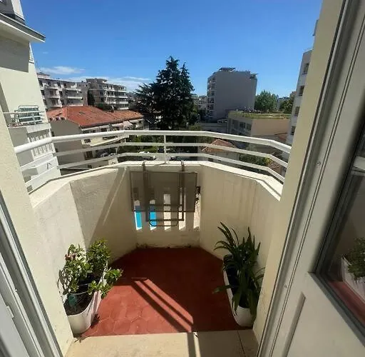 T3 Grand Standing A Juan Les Pins